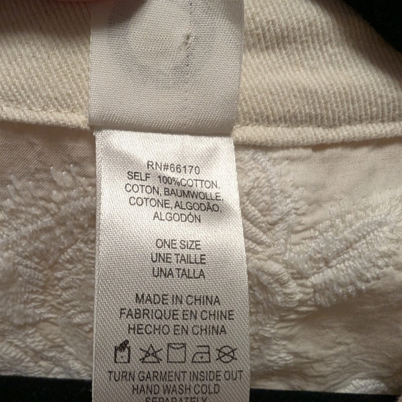 Akemi + Kin (Anthro) Kimono - Picture 8 of 8